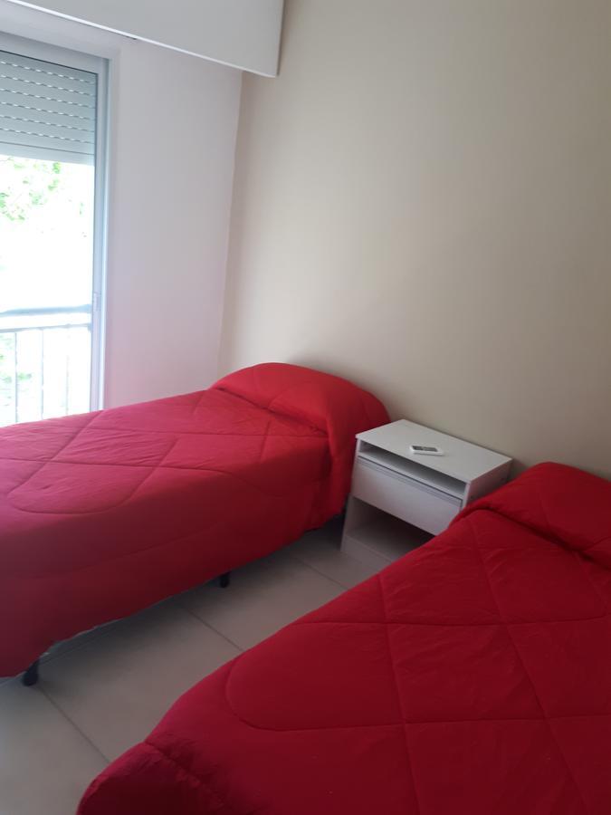 Apartment Frente Al Rio Parana